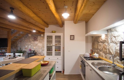Mihanici Villa | Tranquil Luciana Two Bedroom Villa with Private Pool
