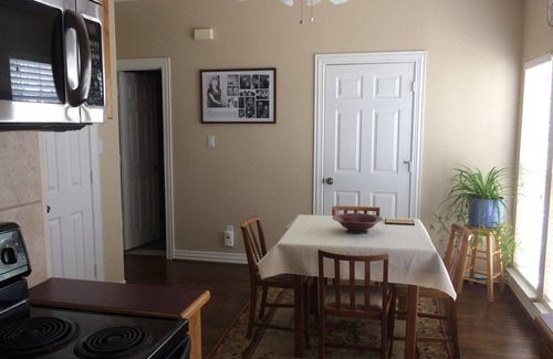 Garland Bed & Breakfast | Experience Comfort at Lucille's B&B with Spa and Breakfast