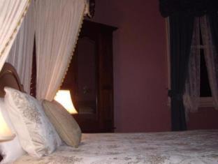 Latrobe Bed & Breakfast | Experience Lucinda B&B: Family-Friendly Retreat with Dining