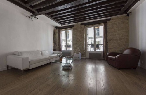 Bonne-Nouvelle Apartment | Beautiful Lucius: Cozy 1BR Retreat with Spa & Breakfast