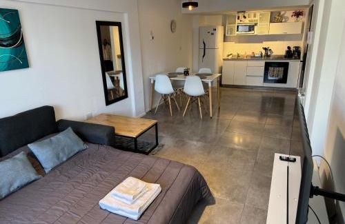 10 de Diciembre Apartment | Highly Rated Lucky House Apartment: Family-Friendly Comfort