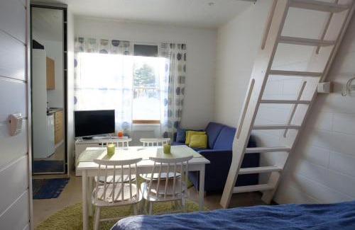 Pyhatunturi Apartment | Discover Lucky Ranch Cabin 3: Pet-Friendly Retreat with Spa