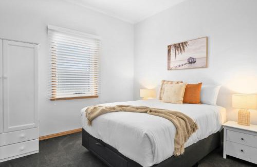 Stanley House | Perfect Family Retreat at LuCo House Stanley - Rated 10/10