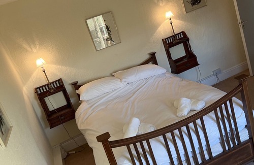 Richmond House | Delightful Lucy Cross Guest House with Family-Friendly Amenities