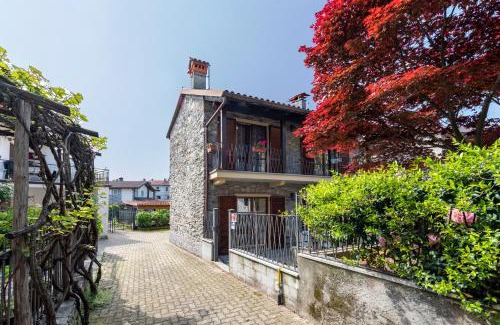 Gignese Apartment | Discover Lucy In The Sky: Pet-Friendly Retreat in Gignese