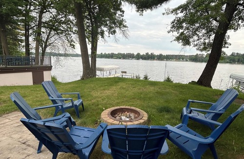Chetek House | Luda’s Lakeshore Retreat: Newly renovated. Boathouse deck, private dock & slip