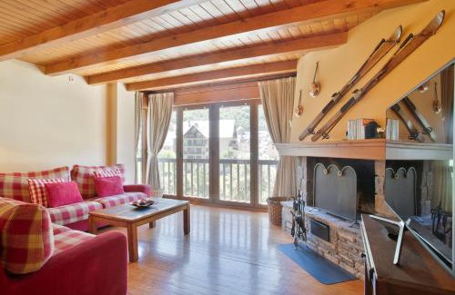 Vielha Apartment | Pet-Friendly Retreat: Luderna - Apartamento Dera Pincèla