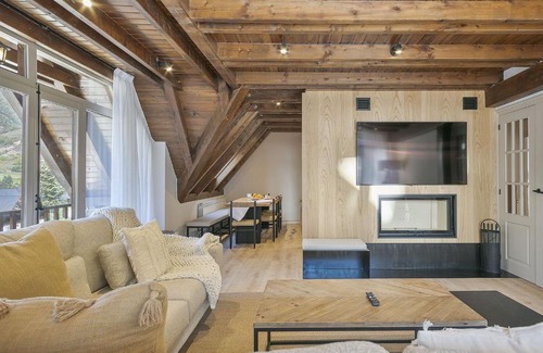 Arties Apartment | Family-Friendly Escape at Luderna - Dúplex Aiguamog