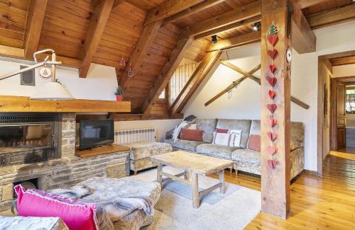 Arties Apartment | Exceptional Luderna Duplex with Terrace for Family Getaways