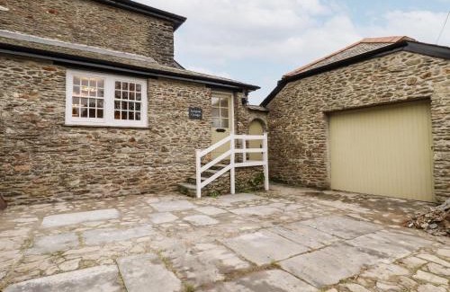 Gorran House | Discover Ludgvan Cottage: Family & Pet Friendly Retreat