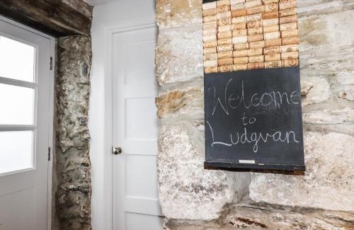 Gorran House | Discover Ludgvan Cottage: Family & Pet Friendly Retreat