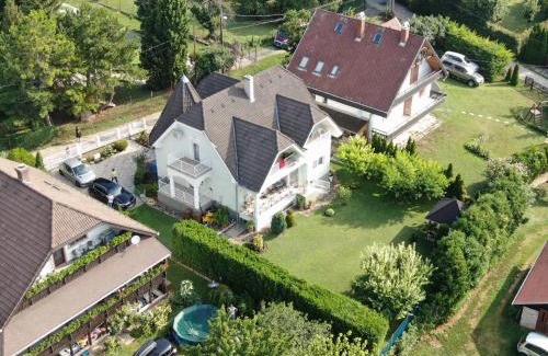 Balatonfured Apartment | Family-Friendly Retreat at Ludika Vendégház - Rated 9.3/10
