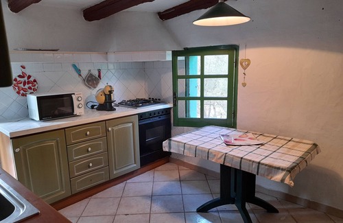 Sarroch House | Discover Ludovica's Sweet House: Ocean View & Pet Friendly