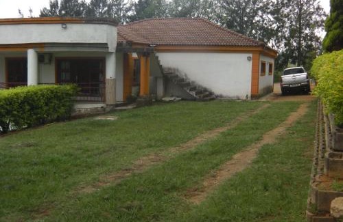Manzini District Bed & Breakfast | Budget-Friendly Stay at Lugaganeni Rest Camp with Breakfast
