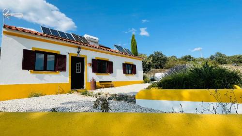Castelo de Vide House | Discover Lugar d´vagar: Oceanfront Bliss in Castelo de Vide
