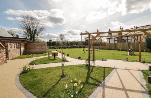 Hereford Cottage | Escape to LUGG VIEW: Holiday Cottage with Hot Tub