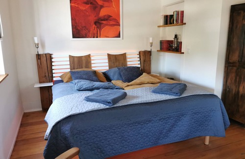 Niederstetten Bed & Breakfast | Discover Lugh: A Celtic Farm with Ocean Views & Pet Friendly