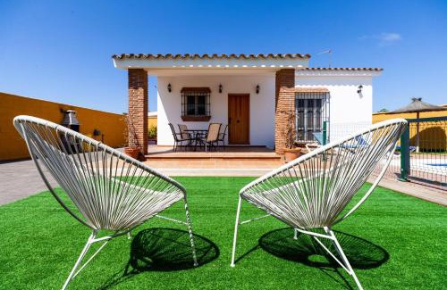 Conil de la Frontera House | Pet-Friendly Getaway at Luisa 2 with Pool Access