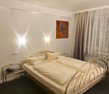 Suedviertel Hotel | Discover Luise City - Family-Friendly near the Philharmonie