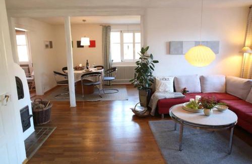 Lemberg Apartment | Welcoming Stay at Luise Im Künstlerhaus for Families