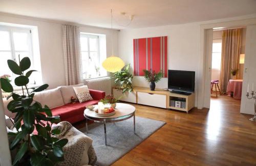 Lemberg Apartment | Welcoming Stay at Luise Im Künstlerhaus for Families