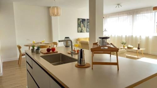 San Cristobal de La Laguna Apartment | Elegant Apartment in San Cristobal de la Laguna - 9/10 Rating