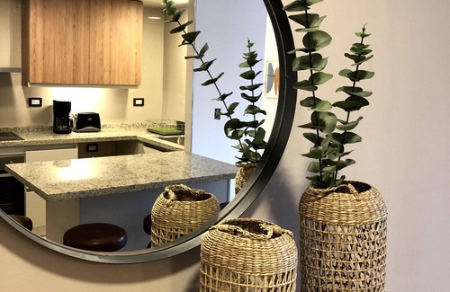 Mendoza City Center Apartment | Mountain View Retreat with Pool and Spa Amenities