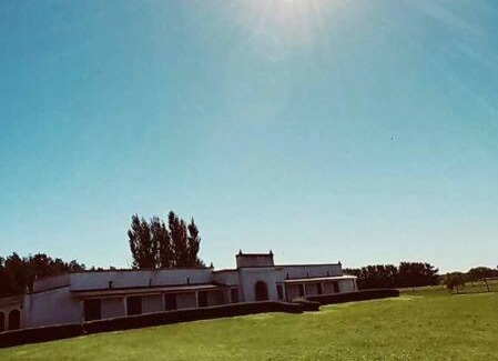 San Antonio de Areco Villa | Elegant Haras San Antonio with Pool and Kitchen Amenities