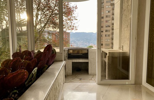 El Poblado Apartment | Private Pool Penthouse in El Poblado - Rated 10/10!