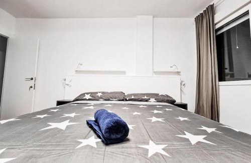Murcia Apartment | Elegant Apartment Near Plaza de Toros with Child-Friendly Perks