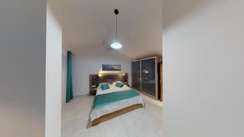 Becici Villa | Experience Luka Villa: Oceanfront Bliss Awaits You