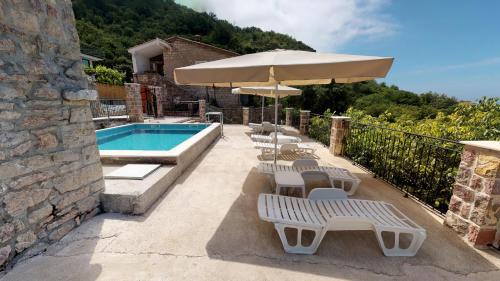 Becici Villa | Experience Luka Villa: Oceanfront Bliss Awaits You