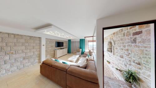 Becici Villa | Experience Luka Villa: Oceanfront Bliss Awaits You