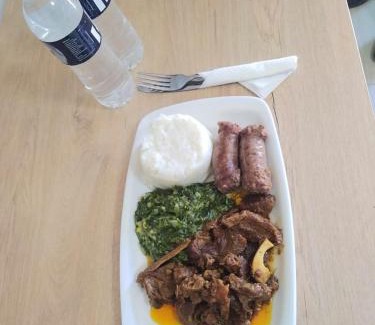 Northam House | Welcoming Lukhanyo Guest House with Breakfast & Hot Tub