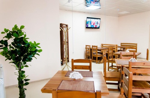 Nelazskoe Hotel | Cozy Lukomorye: Pet-Friendly Stay with Breakfast Included