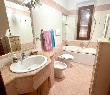 Monterotondo Apartment | Family-Friendly Retreat at Lulu's House with Hot Tub Access