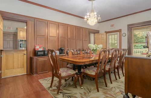 Newaygo Apartment | Lumberman's Suite at Newaygo Bed & Breakfast