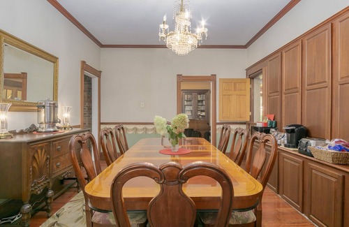 Newaygo Apartment | Lumberman's Suite at Newaygo Bed & Breakfast