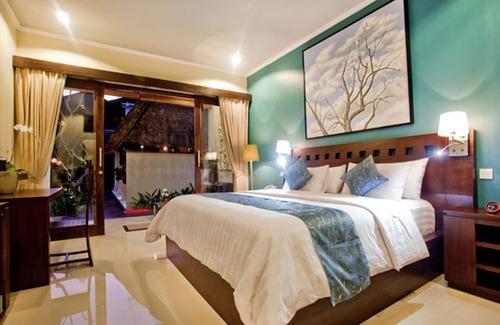 Ubud City-Centre Hotel | Discover Lumbung Sari Hotel: 4-Star Stay with Pool & Spa