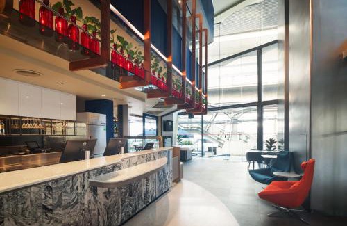 Bang Na Hotel | Discover Lumen Bangkok Udomsuk Station - Guest Rated 9.2/10