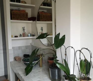 Chantiers Apartment | Guest Rated 9.6: Lumière & Majesté Appartement Versailles