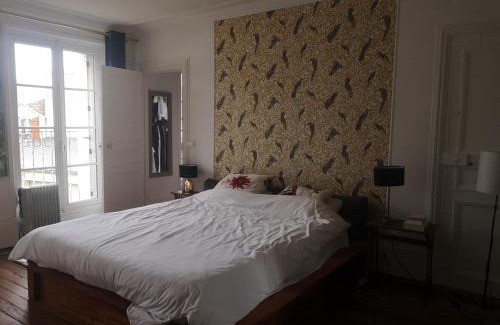 Chantiers Apartment | Guest Rated 9.6: Lumière & Majesté Appartement Versailles
