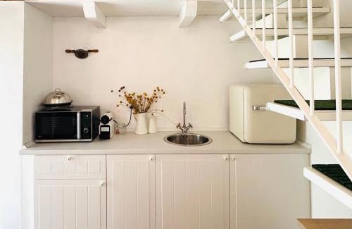 Marzabotto Bed & Breakfast | Pet-Friendly Retreat at Lumi-House with Top Guest Ratings