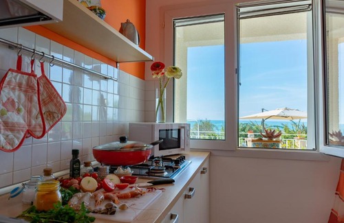 Sciacca Apartment | Explore Lumia Case Vacanze: Oceanfront & Pet-Friendly Escape