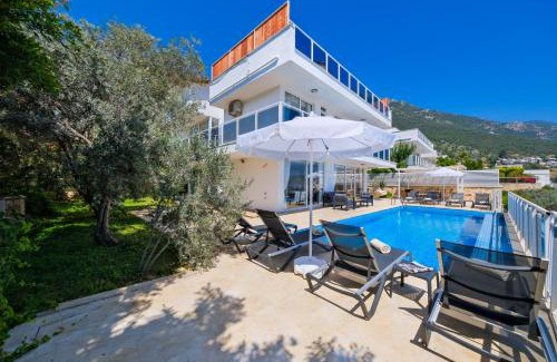 Kalkan Villa | Experience Luxurious Oceanfront Living at Lumiere Villas 3