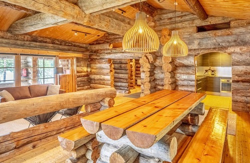Kuusamo House | Lumikenttien Kutsu by Interhome