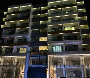 Angre Apartment | Welcoming Lumina Suites: Child-Friendly with Breakfast Option