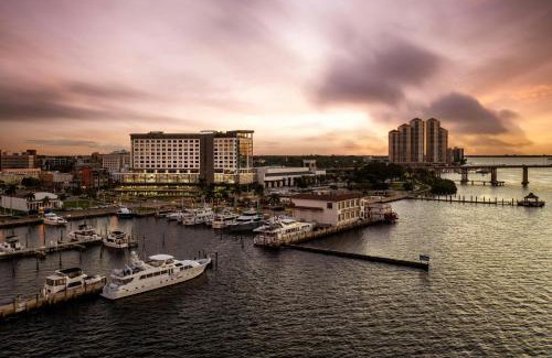 Downtown Historic District Hotel | Discover Luminary Hotel & Co. with Pool and Dining Options
