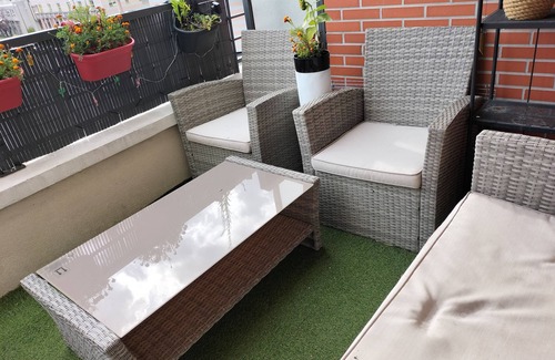 Conflans-Sainte-Honorine Apartment | Bright Duplex Just Steps from the Train Station & Seine
