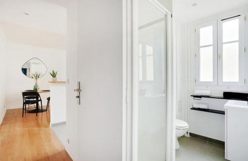 Epinettes Apartment | Comfortable 2-Room Retreat in Batignolles, Pet Friendly